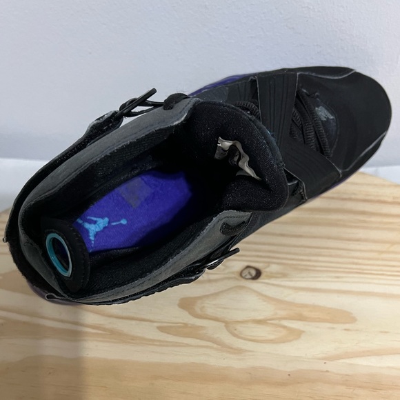 J O R D A N - Picture 14 of 15